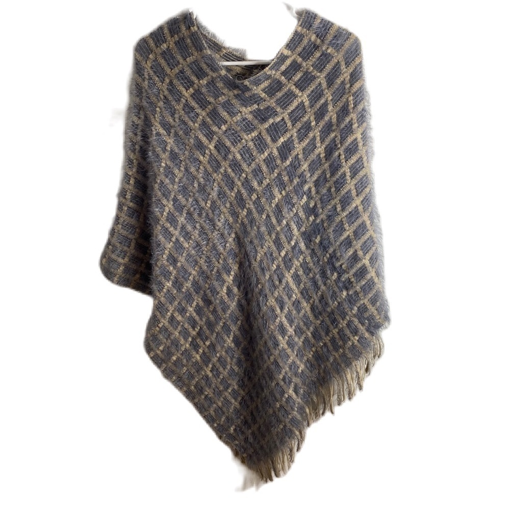Fringe Poncho Knit Women’s One Size Gray Blue Cream Checkered Sweater